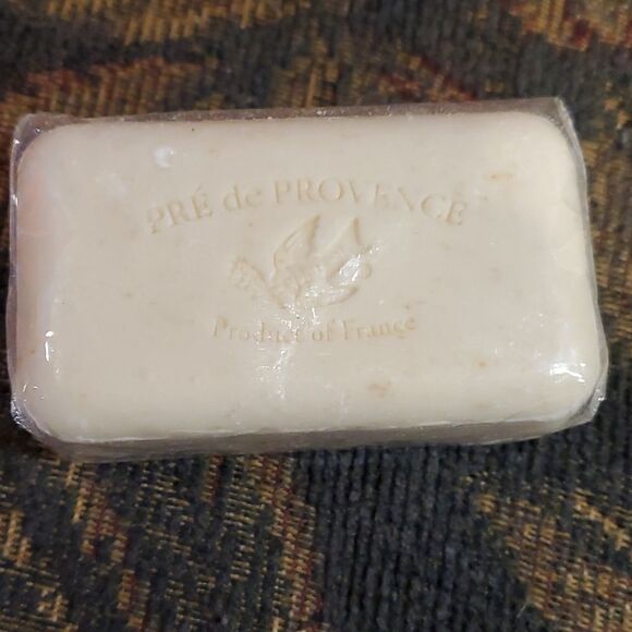 Pre de Provence Shea Butter Enriched White Gardenia Bar Soap- still sealed - Picture 1 of 5
